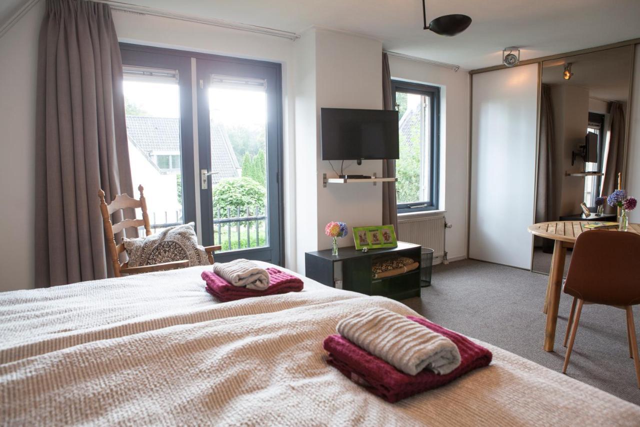Bed and Breakfast De Heidestroper à Eindhoven Extérieur photo